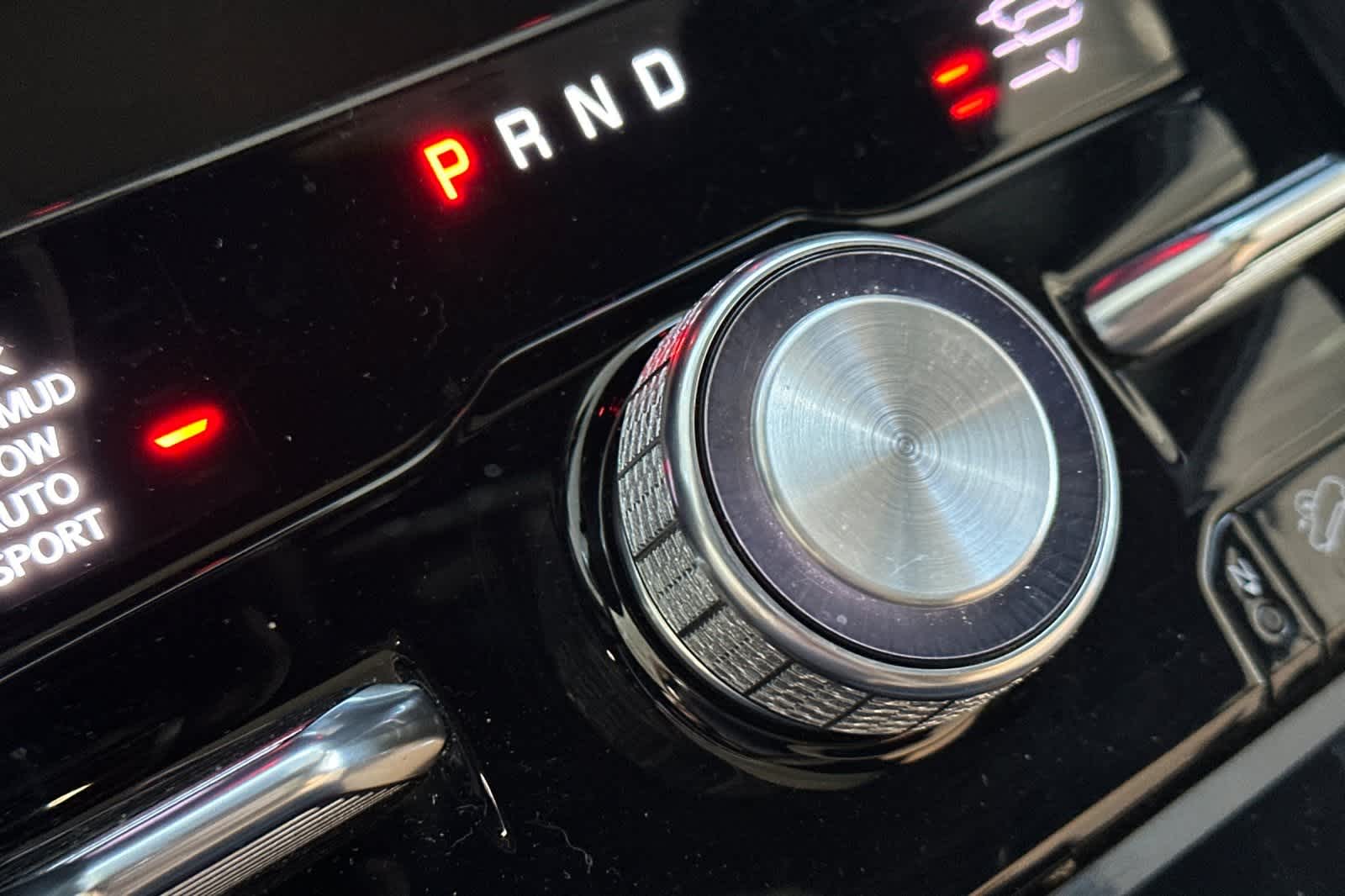 Thumbnail: 2023 Jeep Grand Cherokee - 24