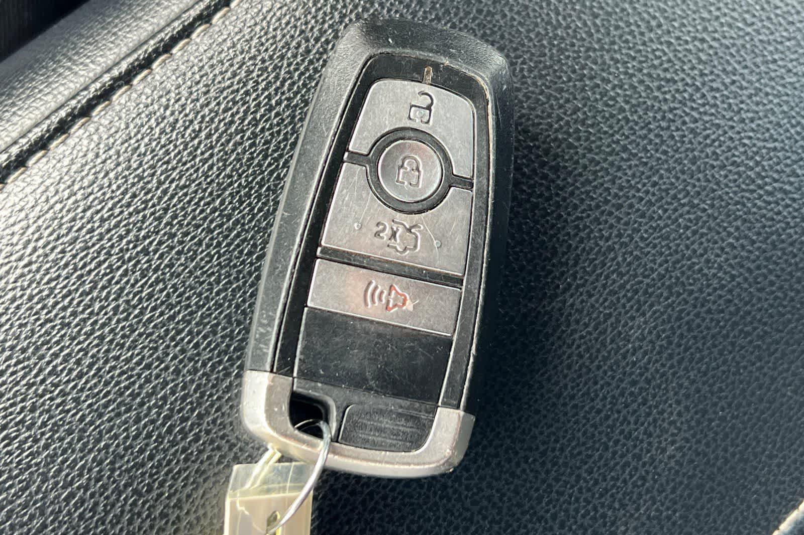 Thumbnail: 2017 Ford Fusion - 27