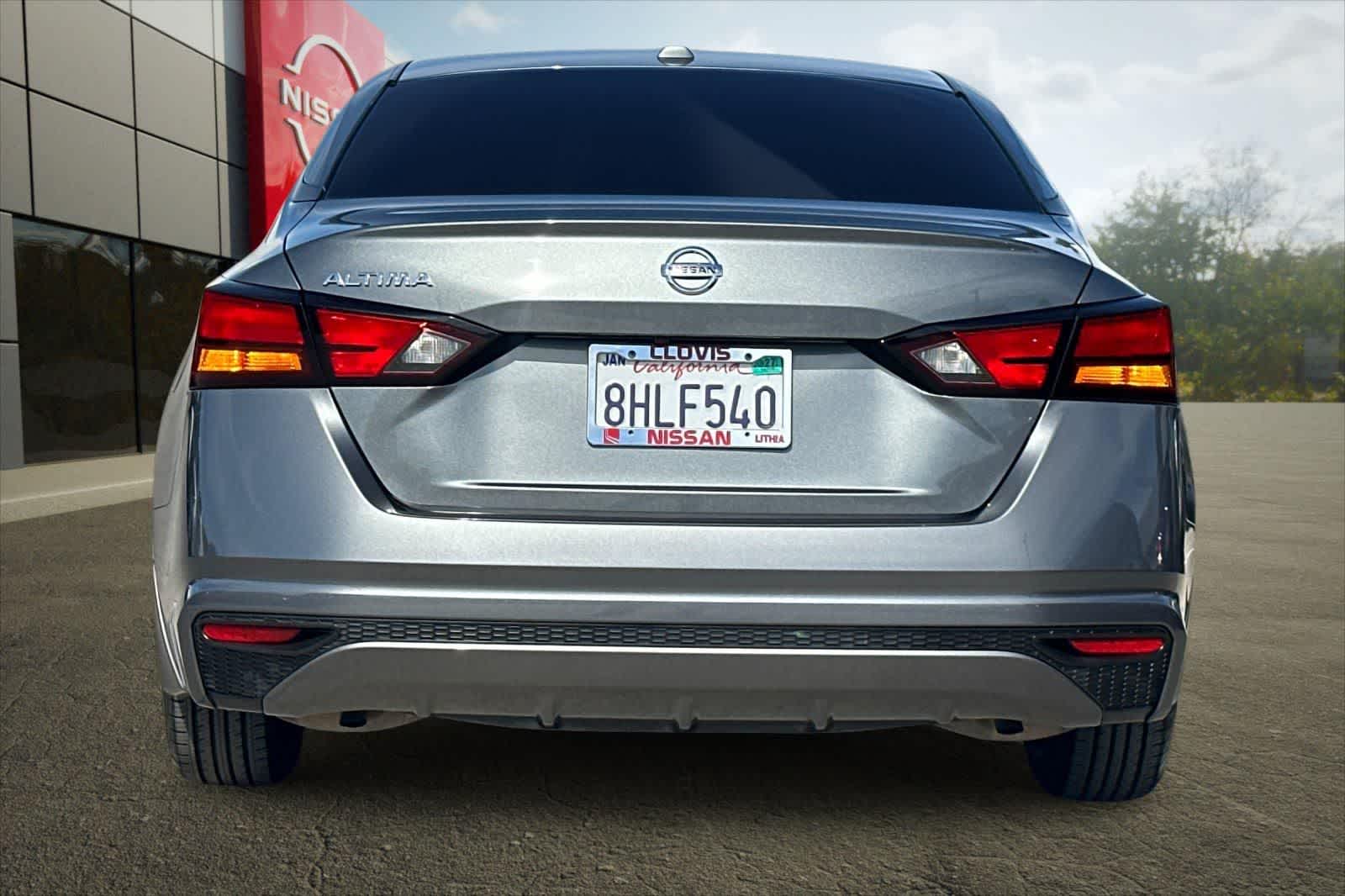 Thumbnail: 2019 Nissan Altima - 8