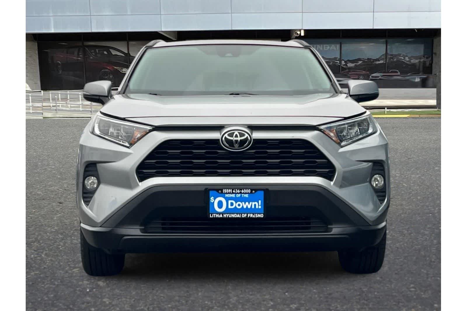 Thumbnail: 2020 Toyota RAV4 - 12