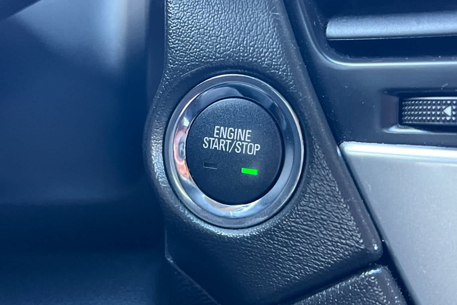 Thumbnail: 2020 Chevrolet Tahoe - 31