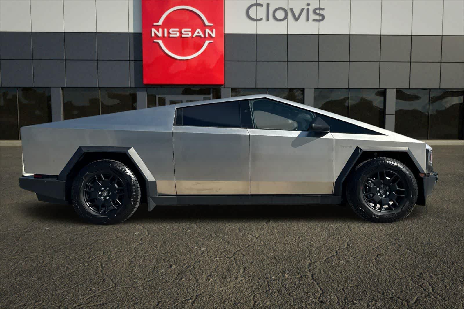 Thumbnail: 2024 Tesla Cybertruck - 9