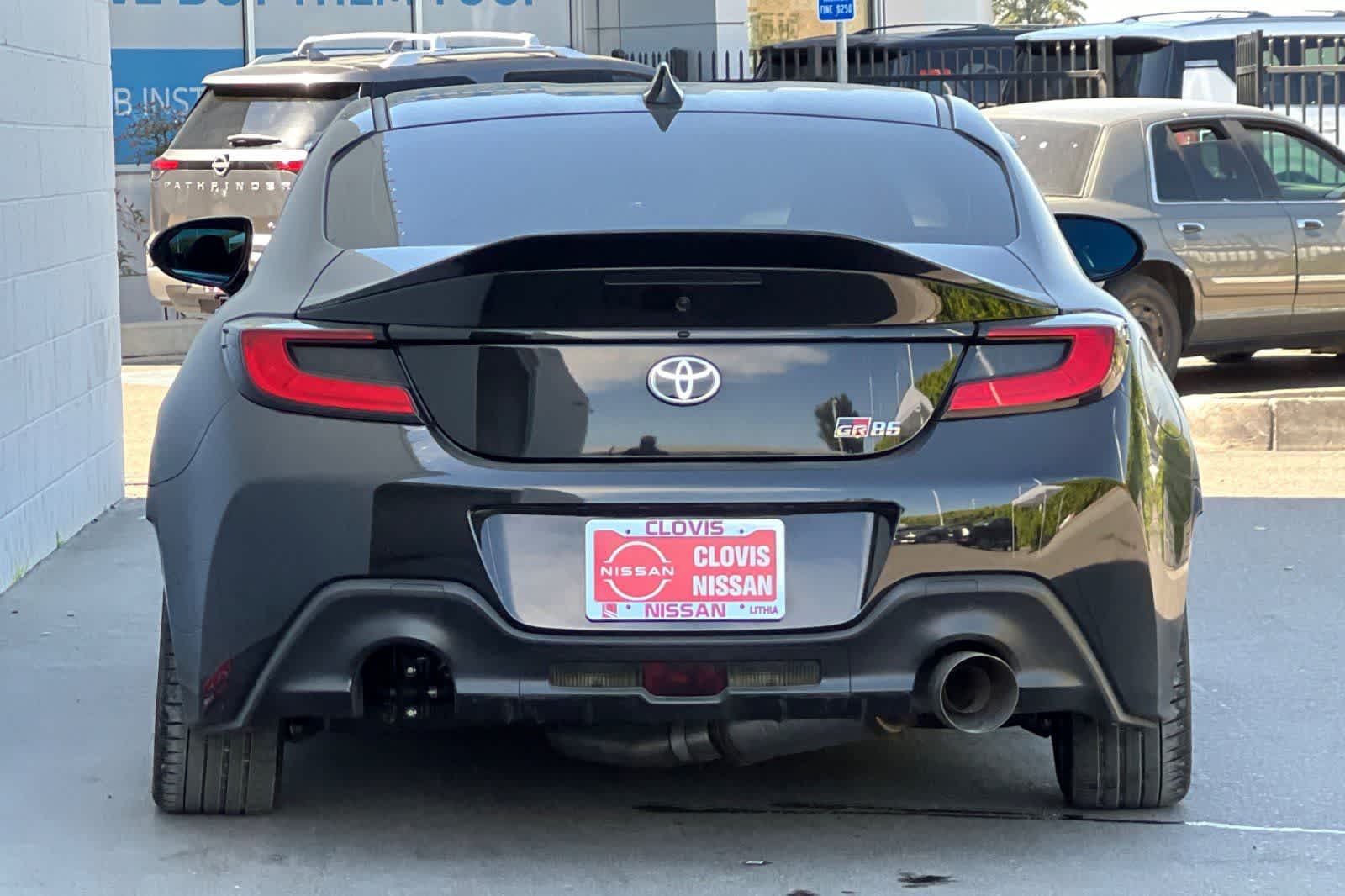 Thumbnail: 2024 Toyota GR86 - 8