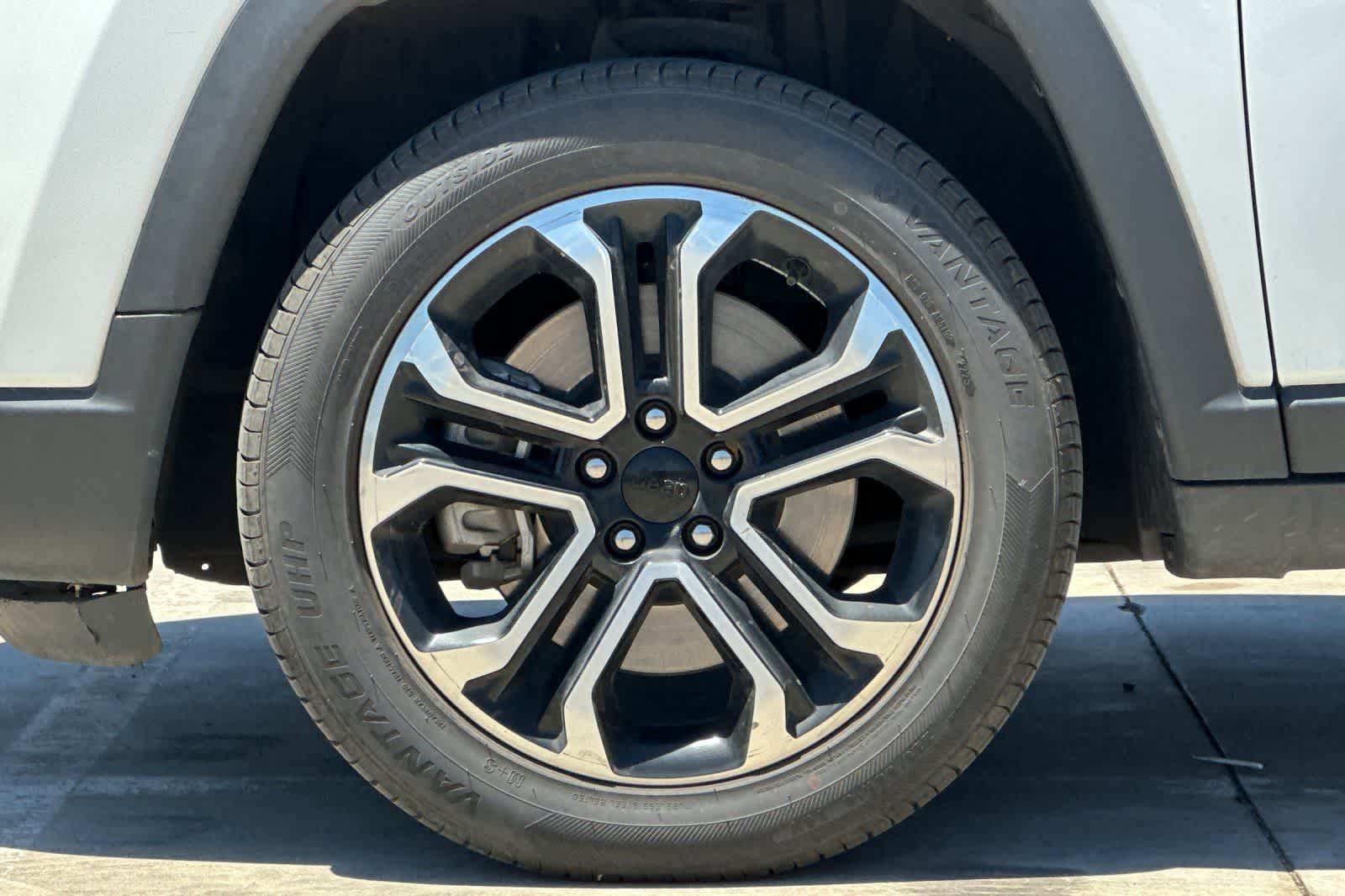Thumbnail: 2024 Jeep Compass - 12