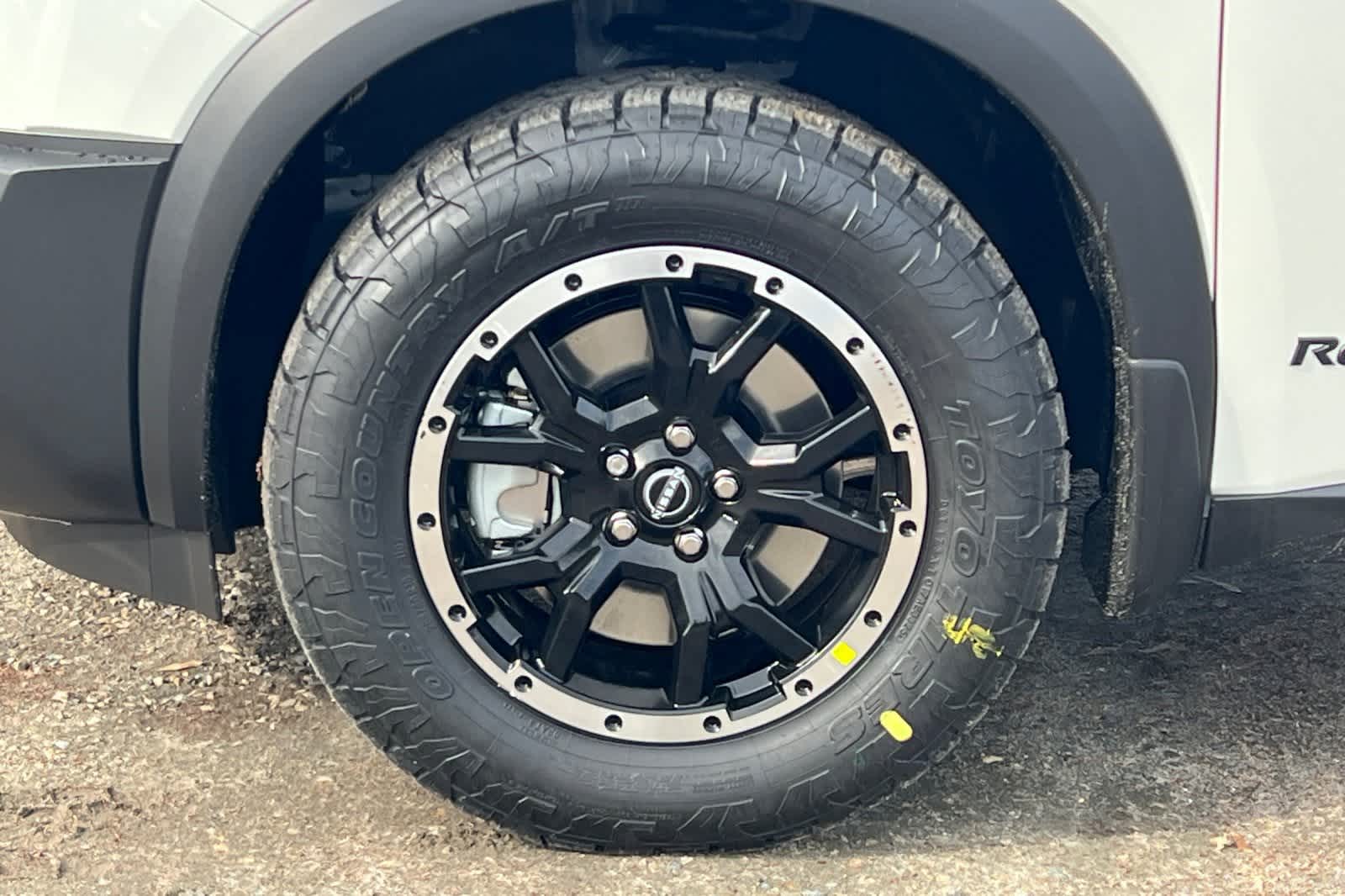 Thumbnail: 2025 Nissan Pathfinder - 33