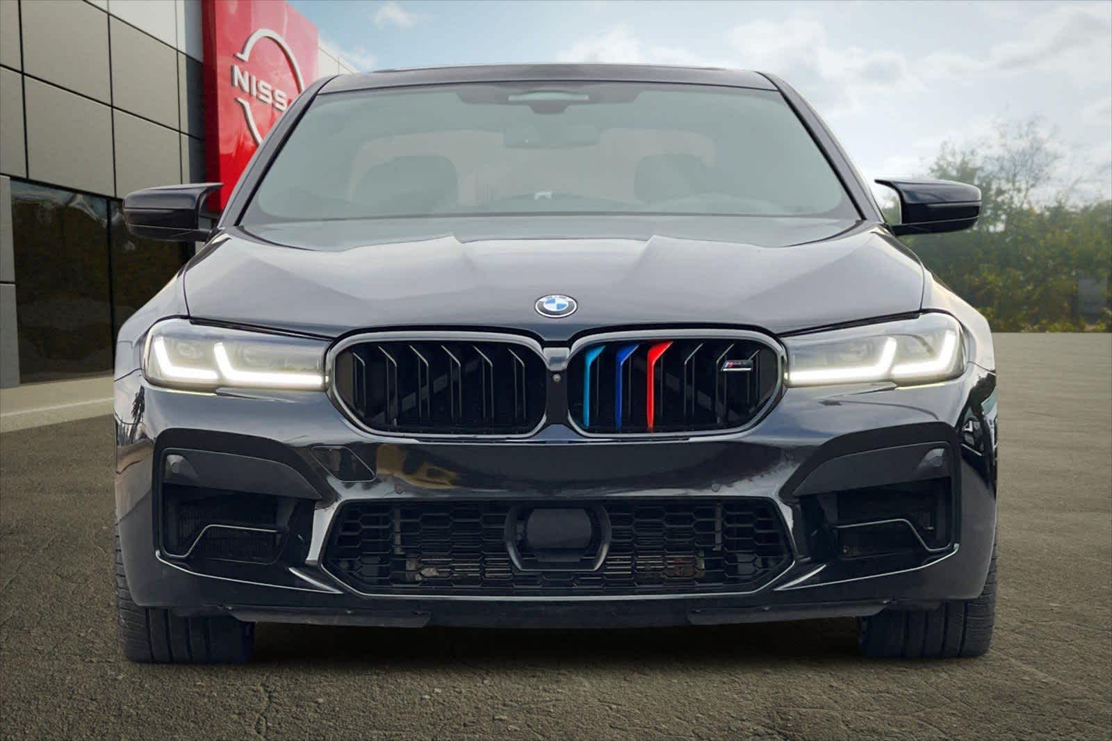 Thumbnail: 2021 BMW M5 - 11