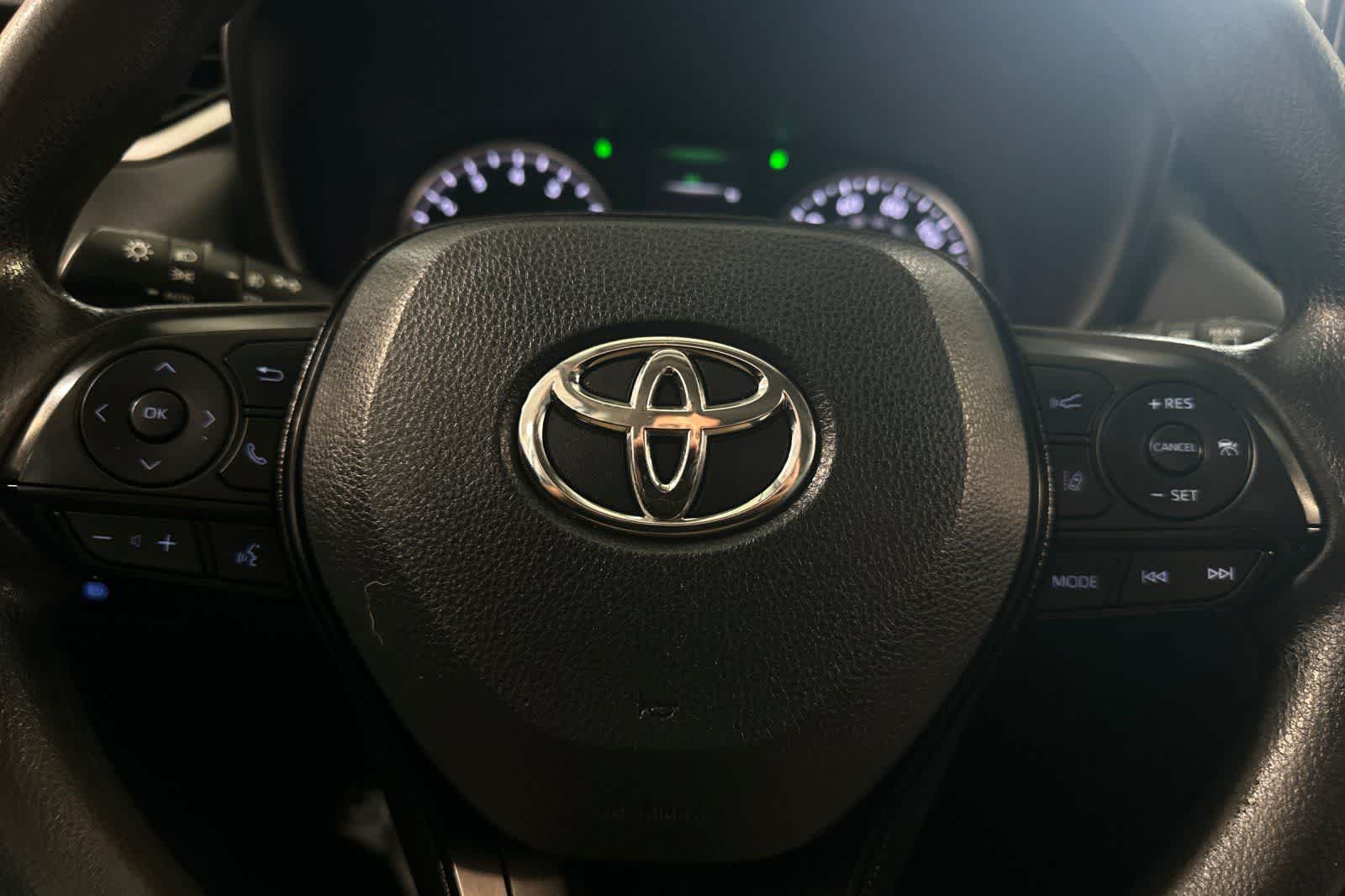 Thumbnail: 2020 Toyota RAV4 - 29