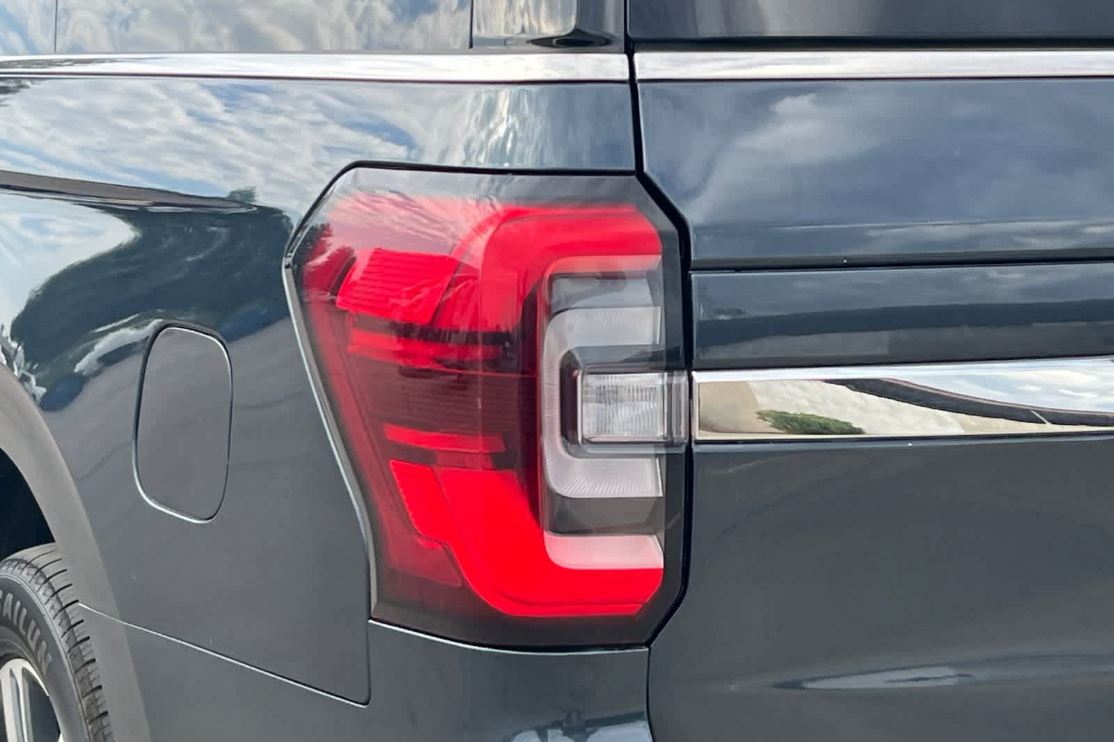 Thumbnail: 2023 Ford Expedition MAX - 13