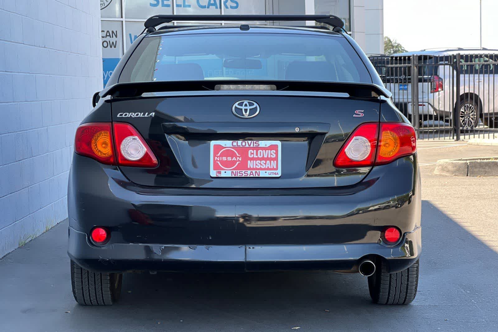 Thumbnail: 2010 Toyota Corolla - 8