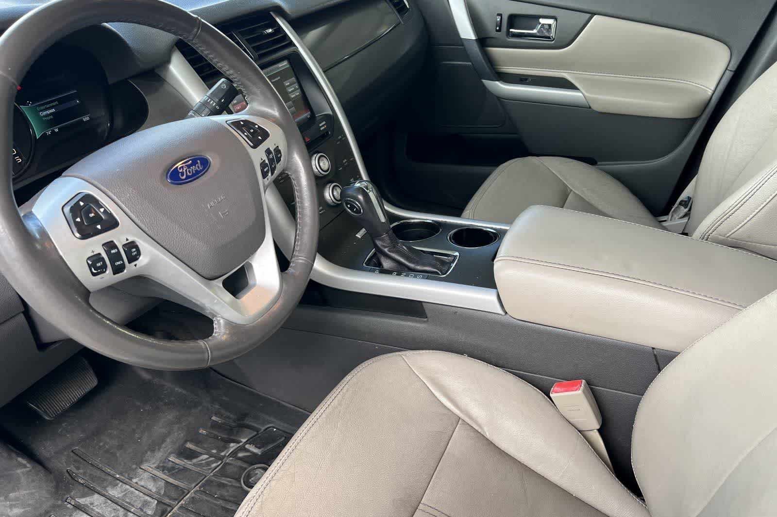Thumbnail: 2014 Ford Edge - 14
