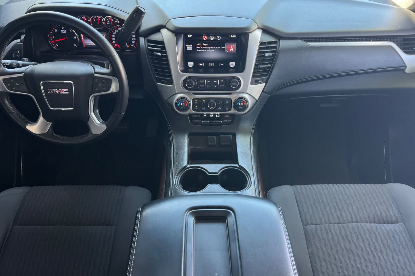 Thumbnail: 2015 GMC Yukon - 4