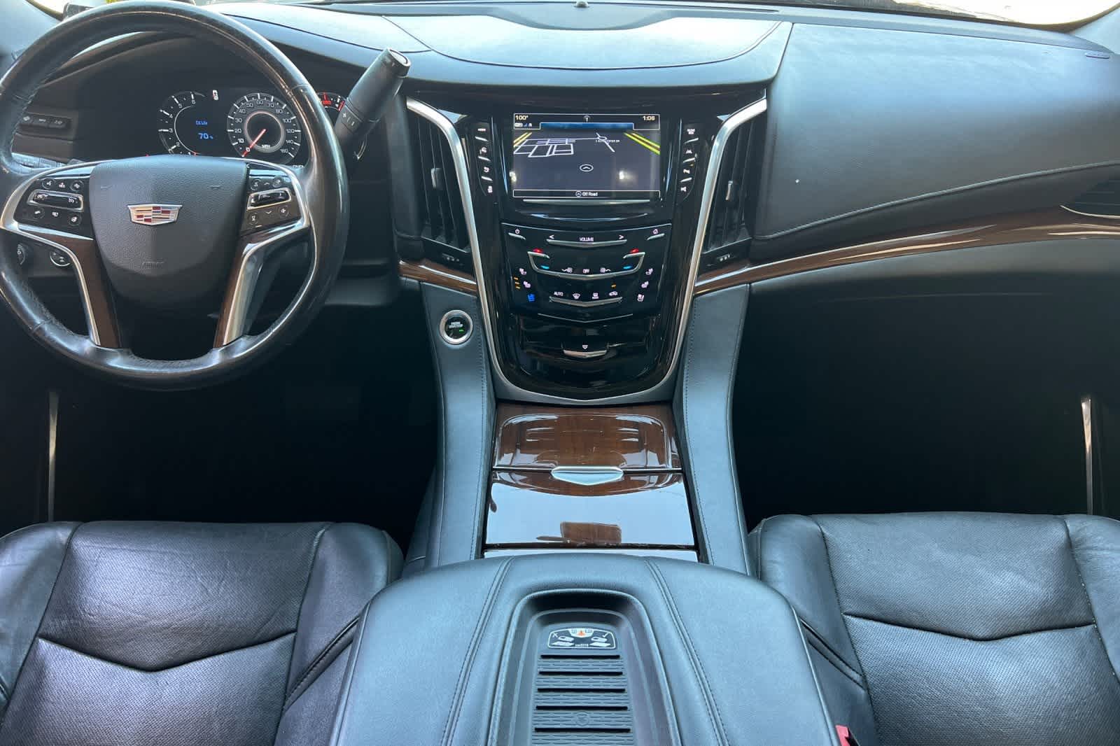 Thumbnail: 2020 Cadillac Escalade - 4