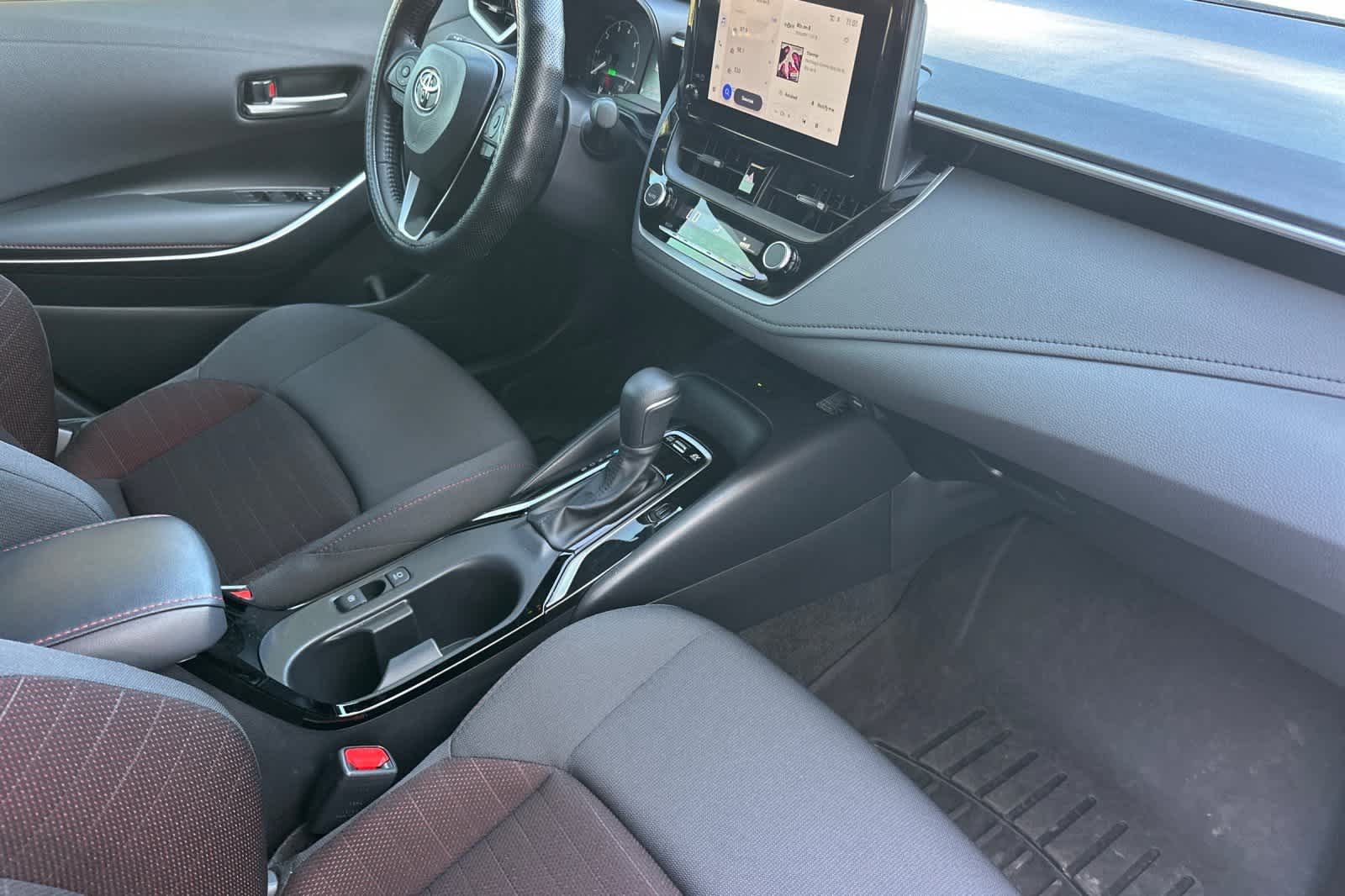 Thumbnail: 2024 Toyota Corolla - 16