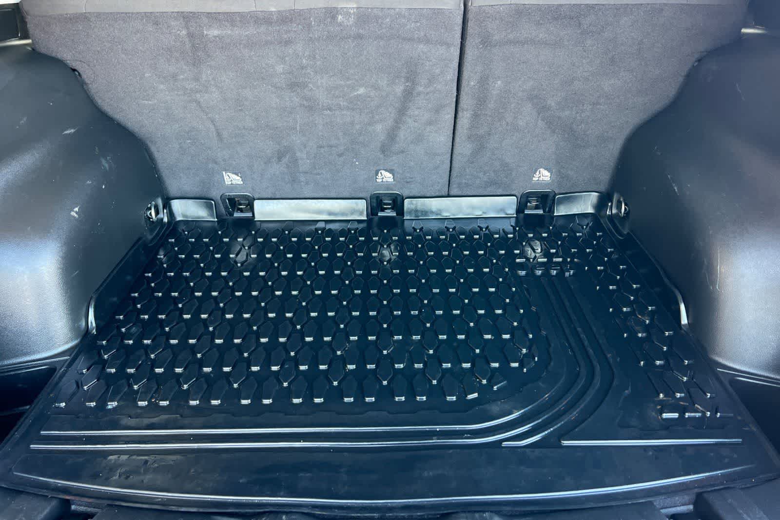 Thumbnail: 2021 Jeep Compass - 18