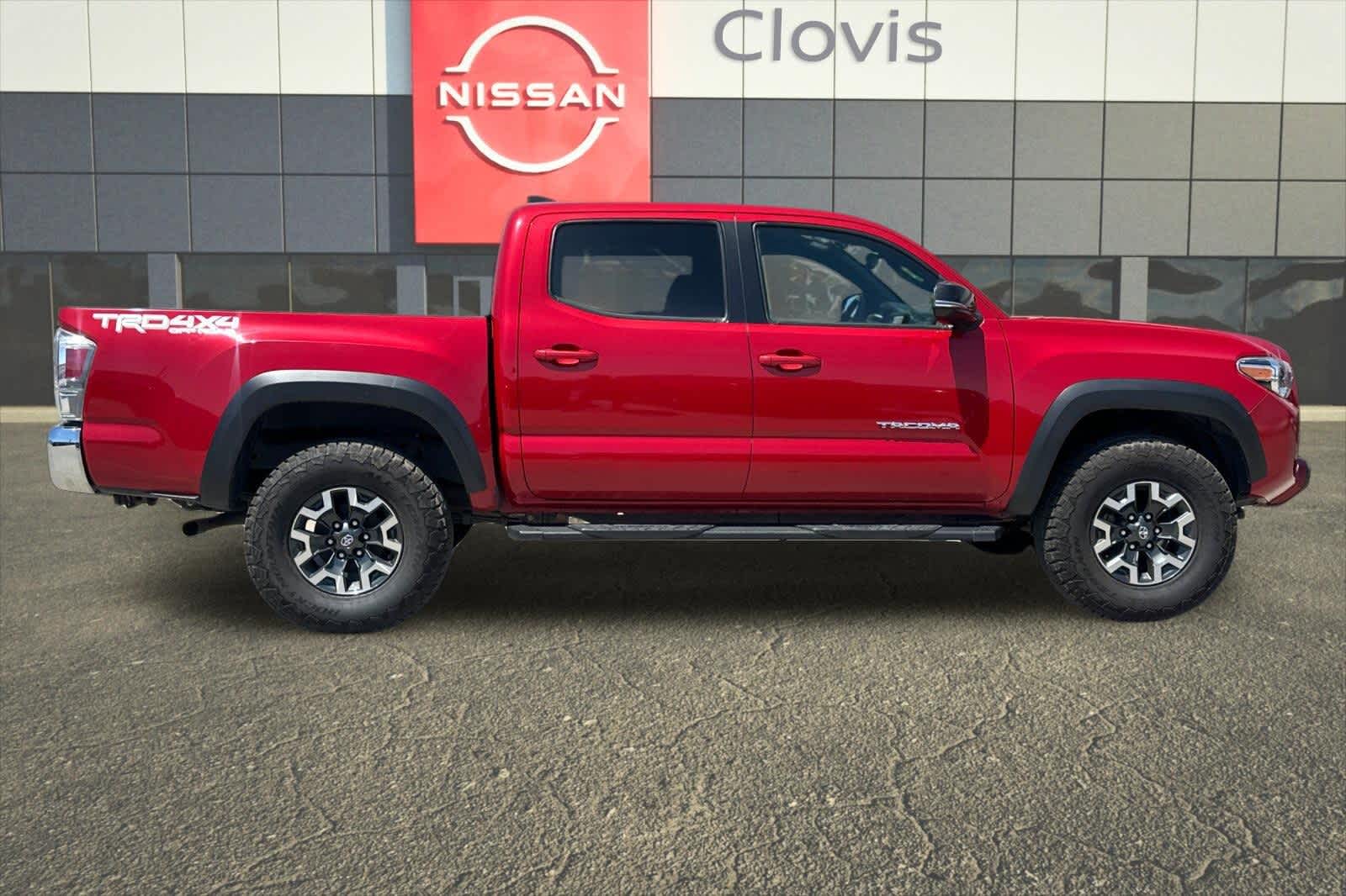 Thumbnail: 2022 Toyota Tacoma - 9