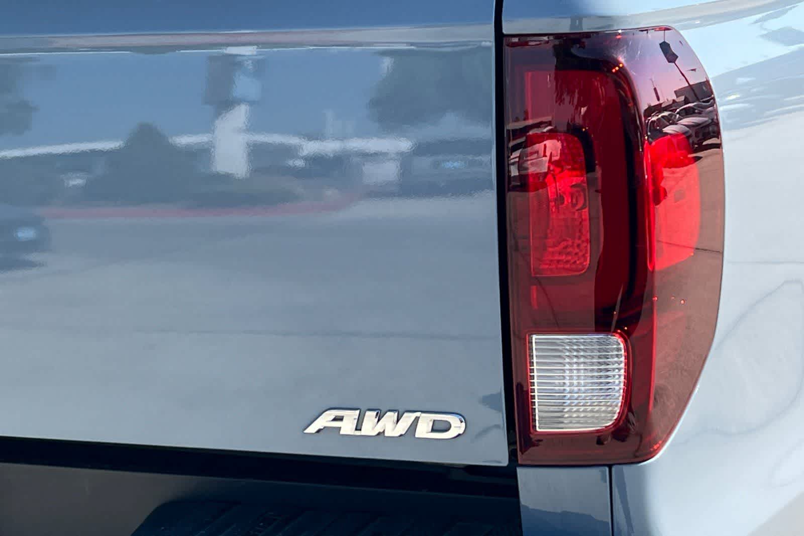 Thumbnail: 2023 Honda Ridgeline - 13