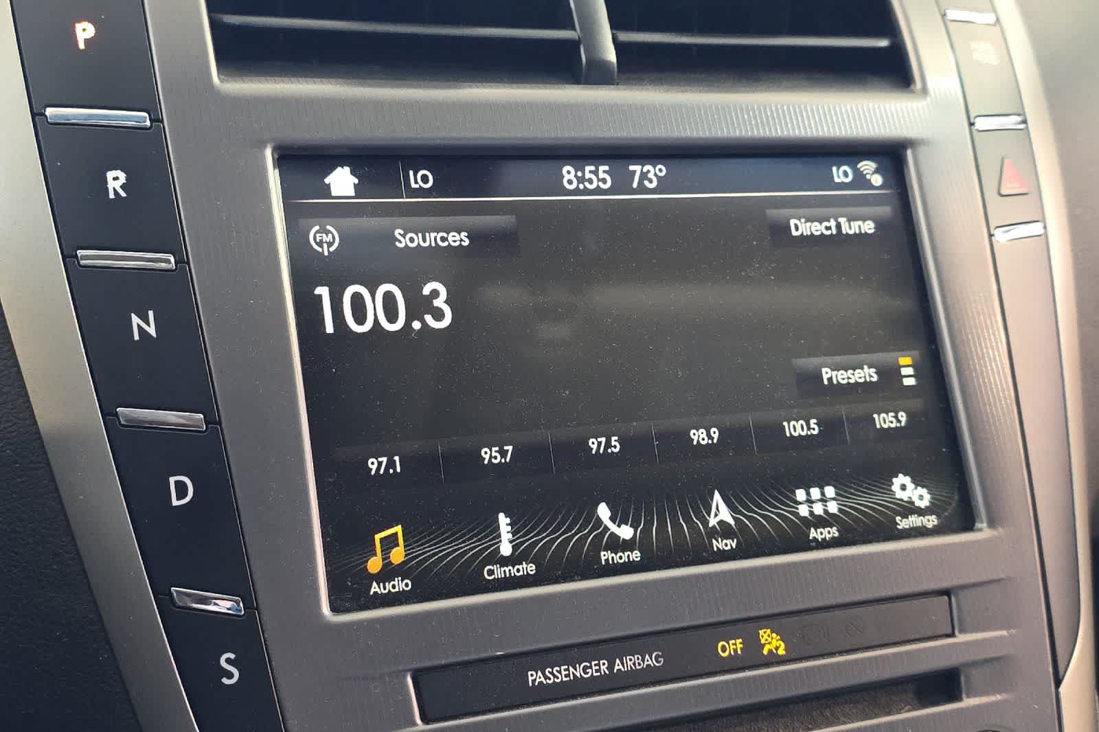 Thumbnail: 2017 Lincoln MKZ - 19