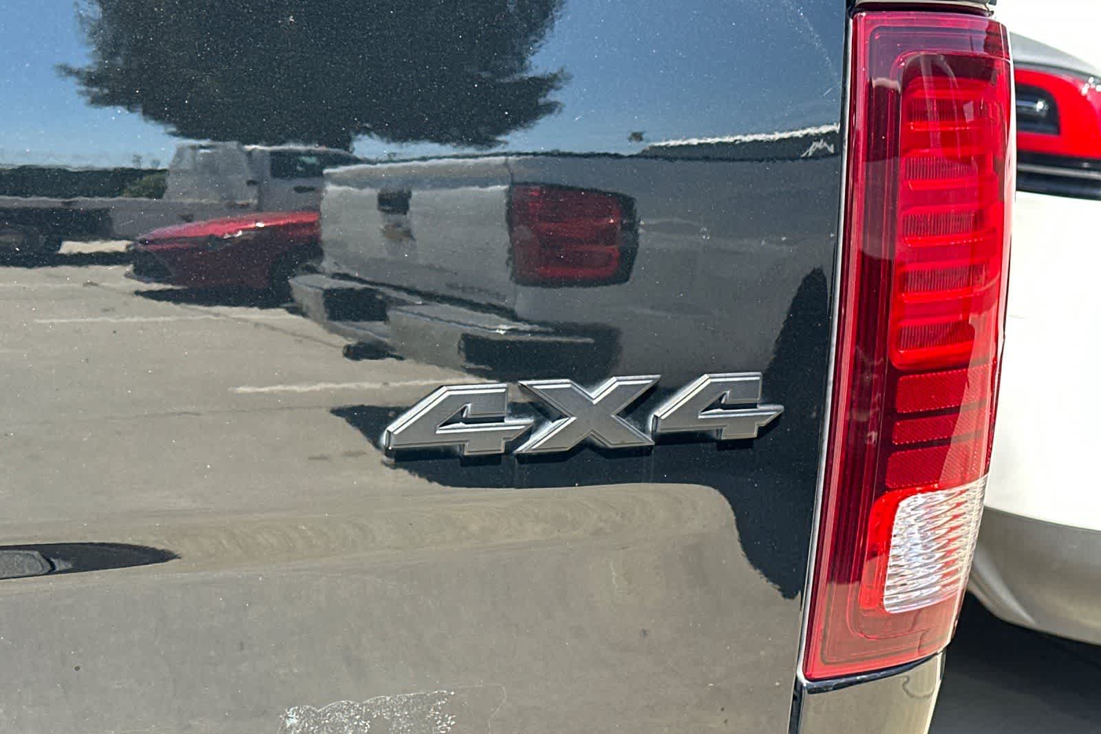 Thumbnail: 2022 RAM 1500 Classic - 13