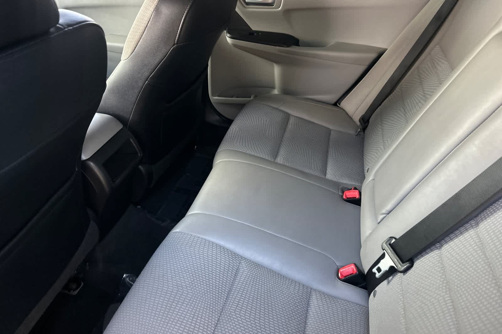 Thumbnail: 2016 Toyota Camry - 5