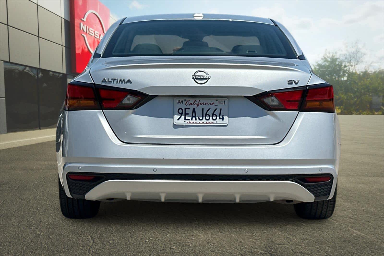 Thumbnail: 2023 Nissan Altima - 8