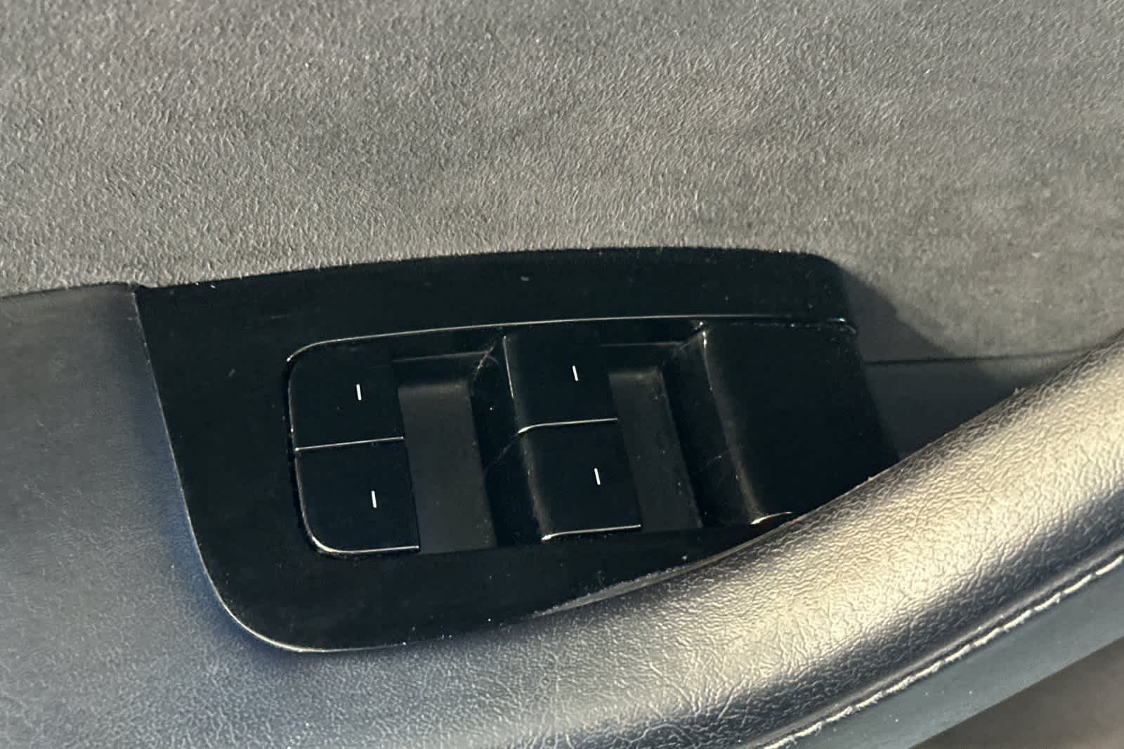 Thumbnail: 2018 Tesla Model 3 - 16