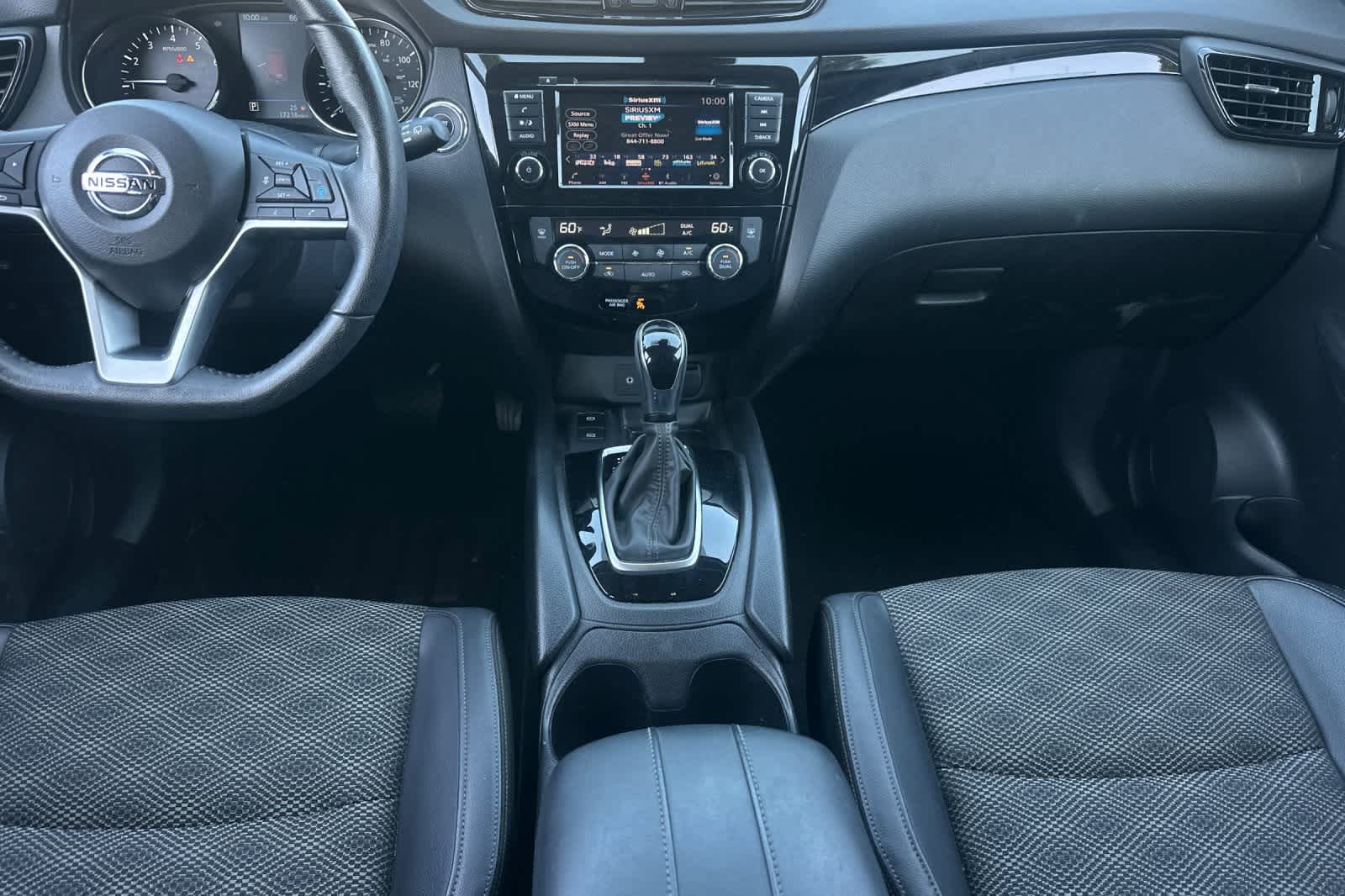 Thumbnail: 2022 Nissan Rogue Sport - 4