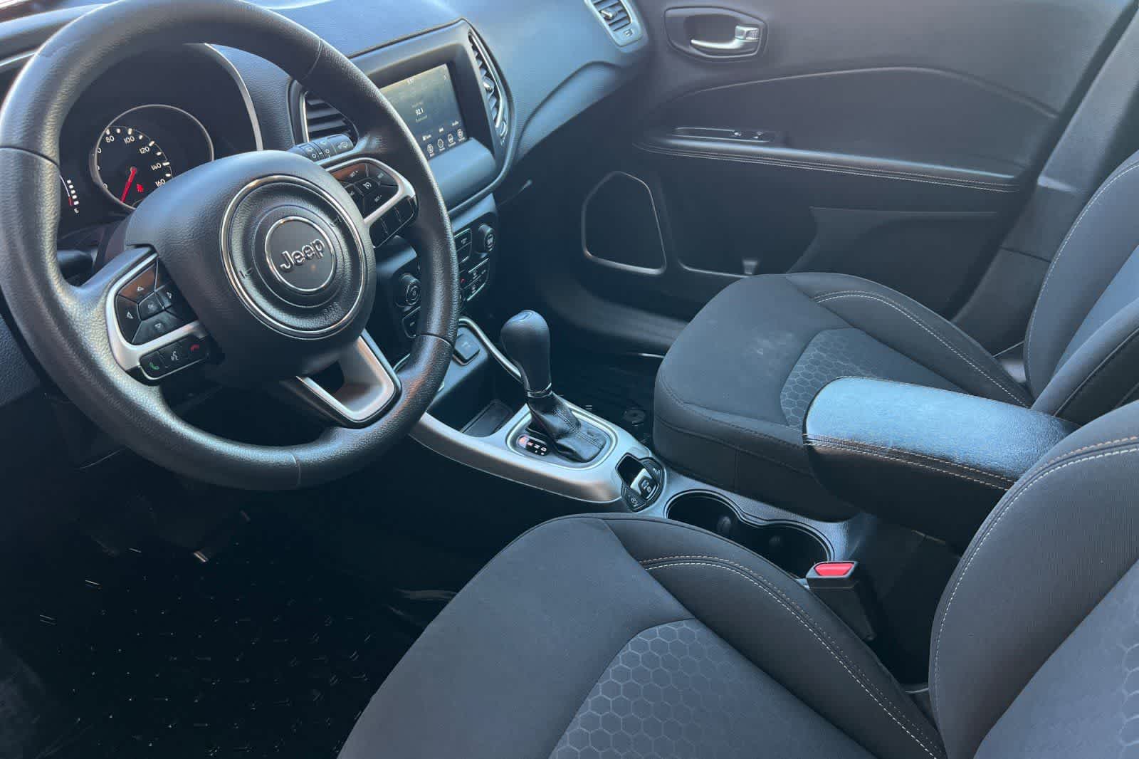 Thumbnail: 2021 Jeep Compass - 12