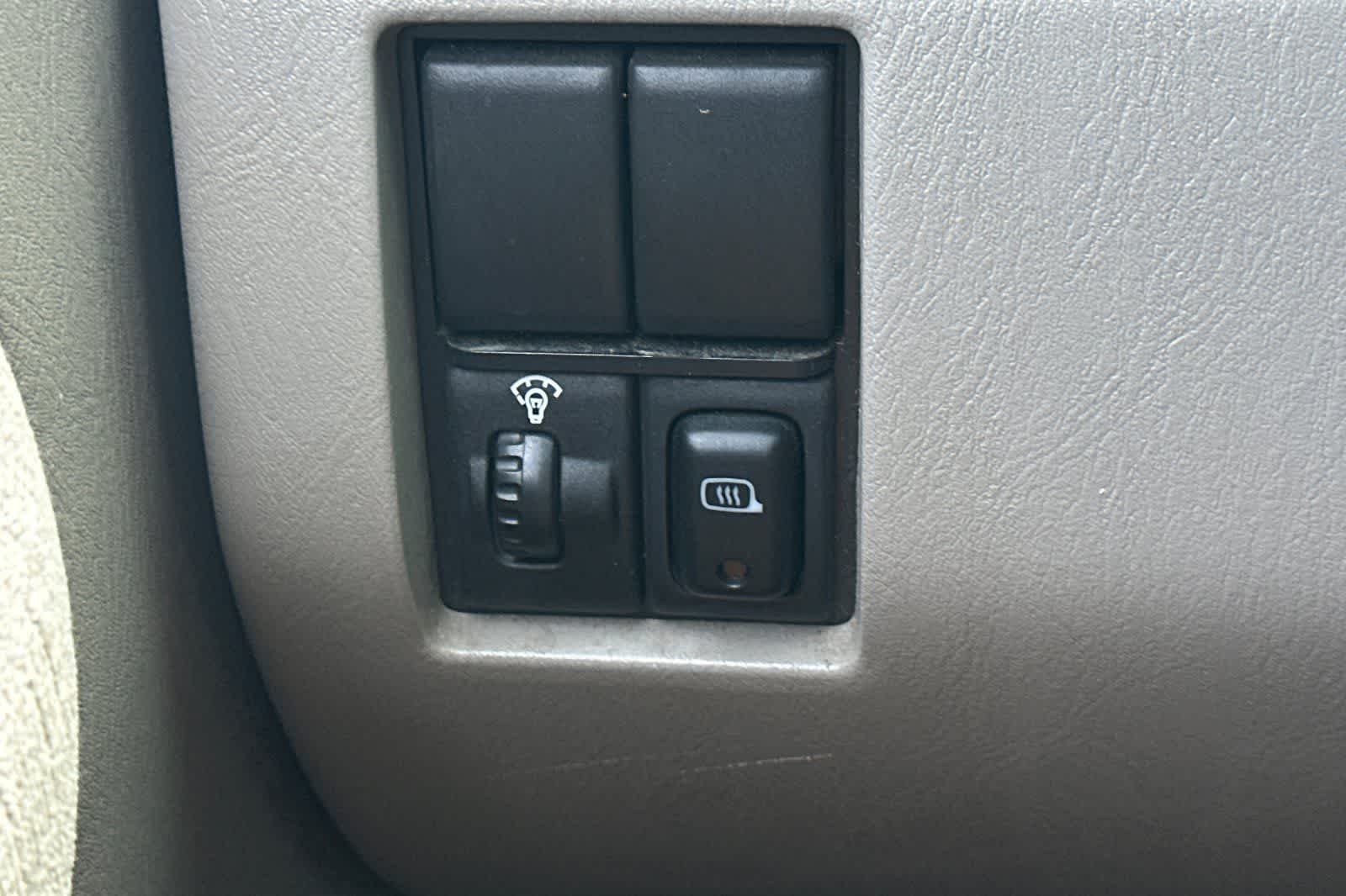 Thumbnail: 2006 Suzuki XL-7 - 31