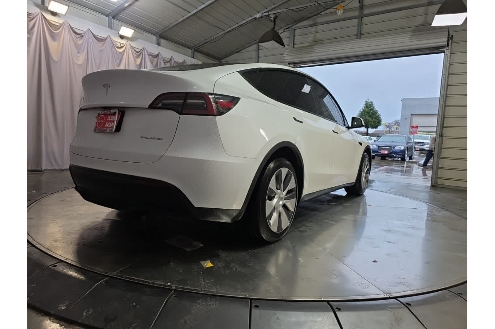 Thumbnail: 2023 Tesla Model Y - 8