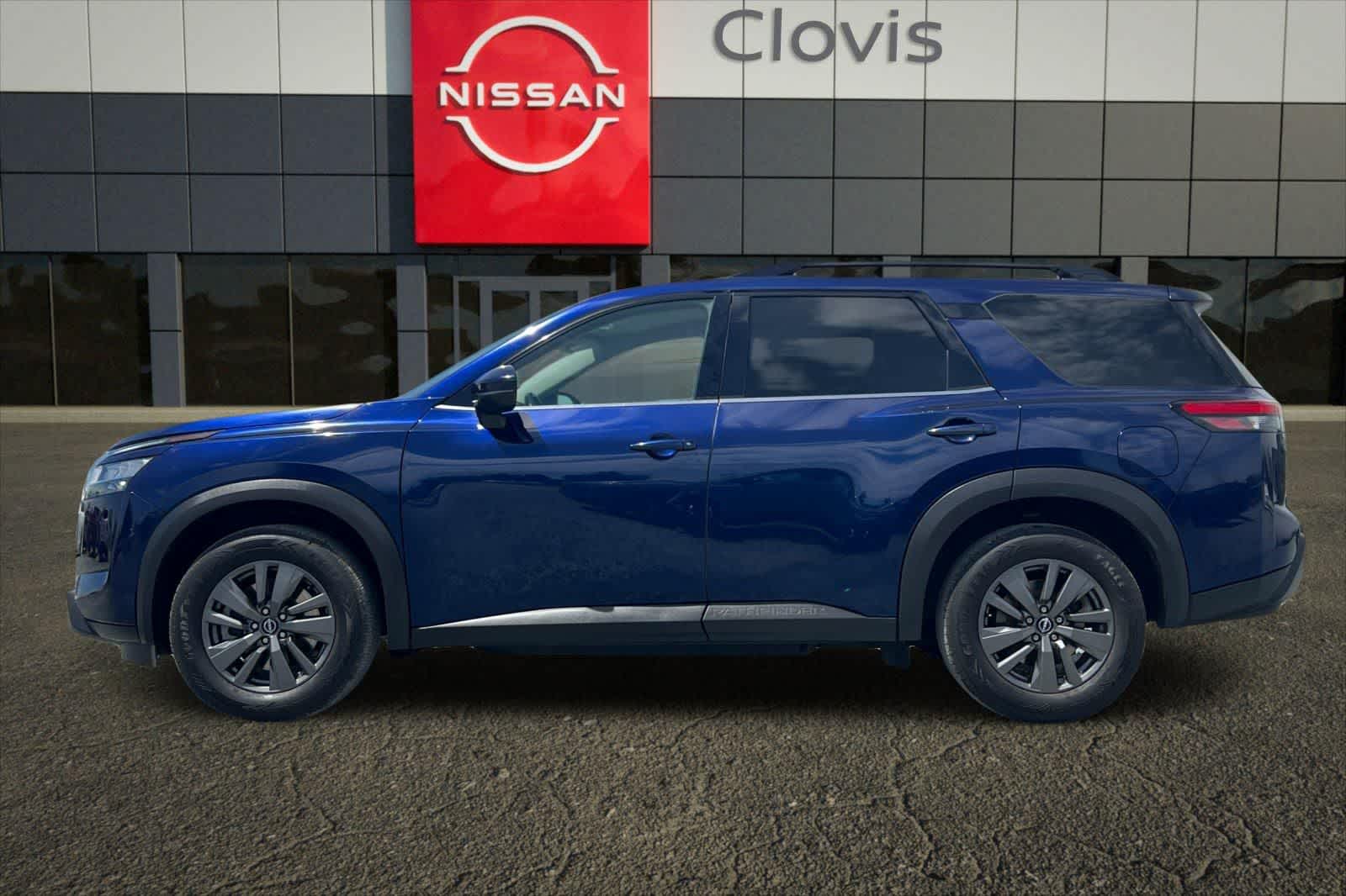Thumbnail: 2022 Nissan Pathfinder - 5