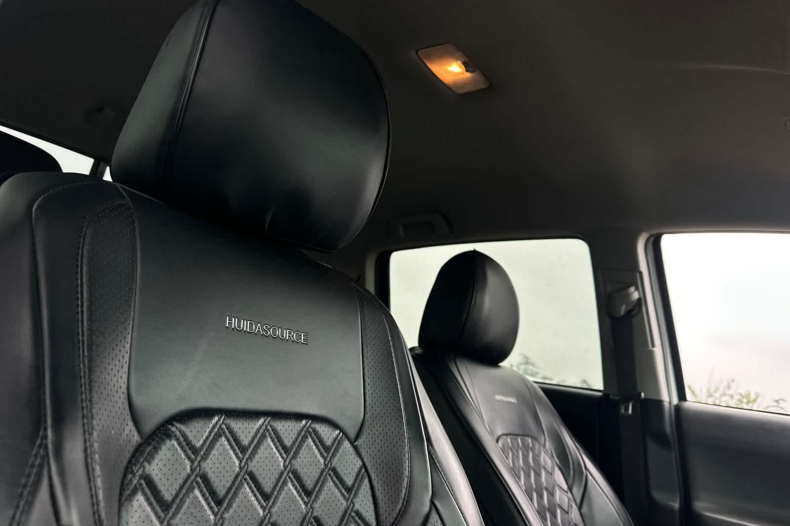 Thumbnail: 2019 Toyota Tacoma - 17