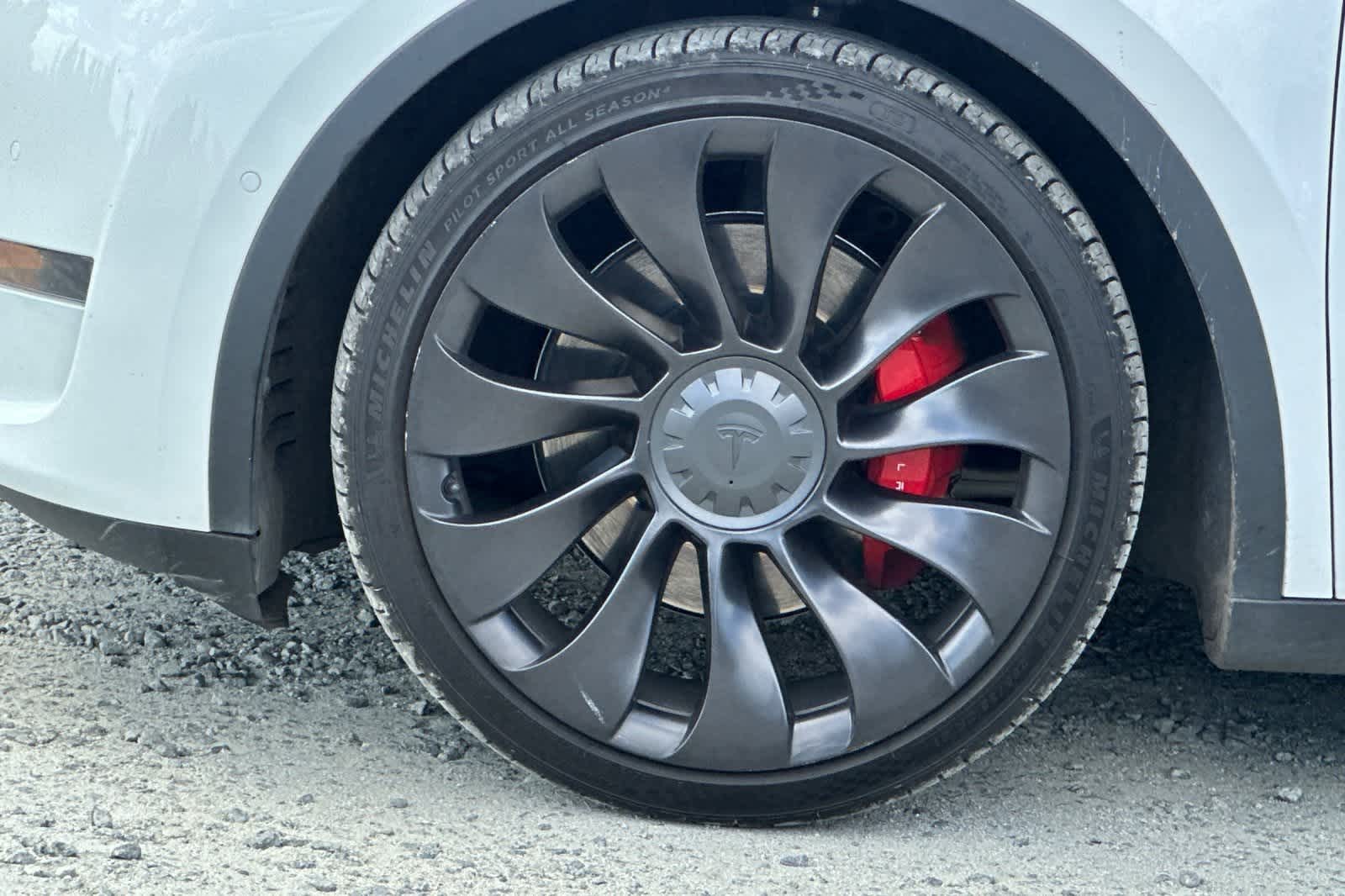 Thumbnail: 2022 Tesla Model Y - 12