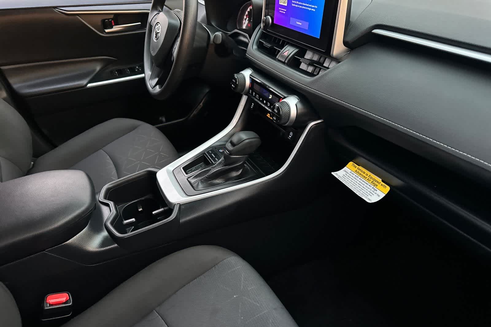 Thumbnail: 2025 Toyota RAV4 - 19