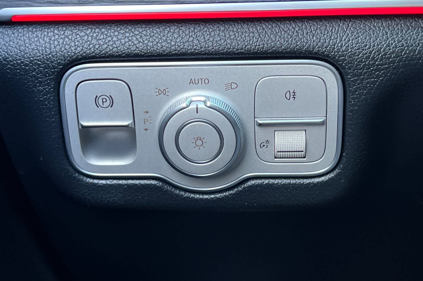 Thumbnail: 2022 Mercedes-Benz GLE - 35