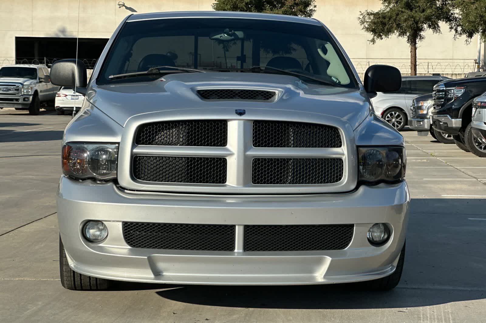 Thumbnail: 2004 Dodge Ram 1500 - 11