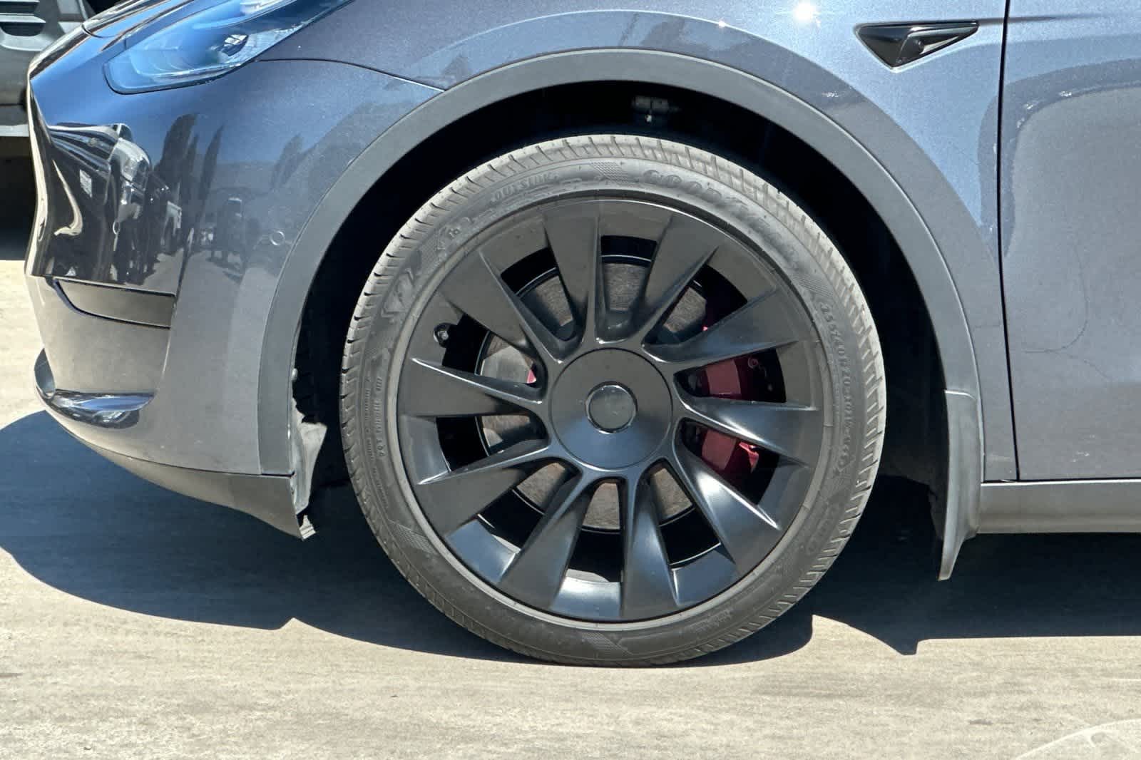 Thumbnail: 2022 Tesla Model Y - 12