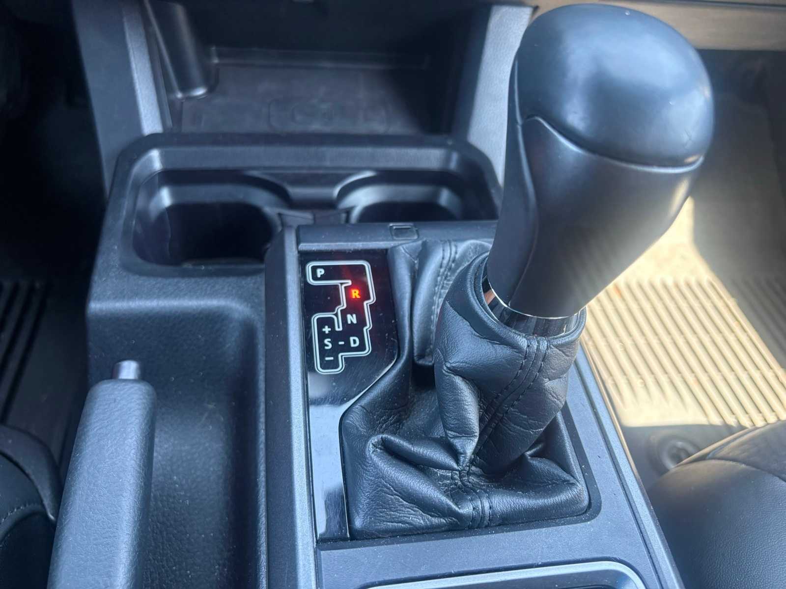 Thumbnail: 2021 Toyota Tacoma - 20