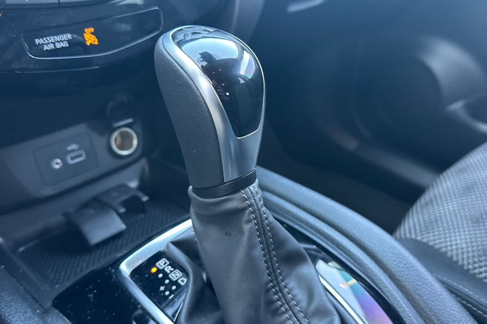 Thumbnail: 2021 Nissan Rogue Sport - 24