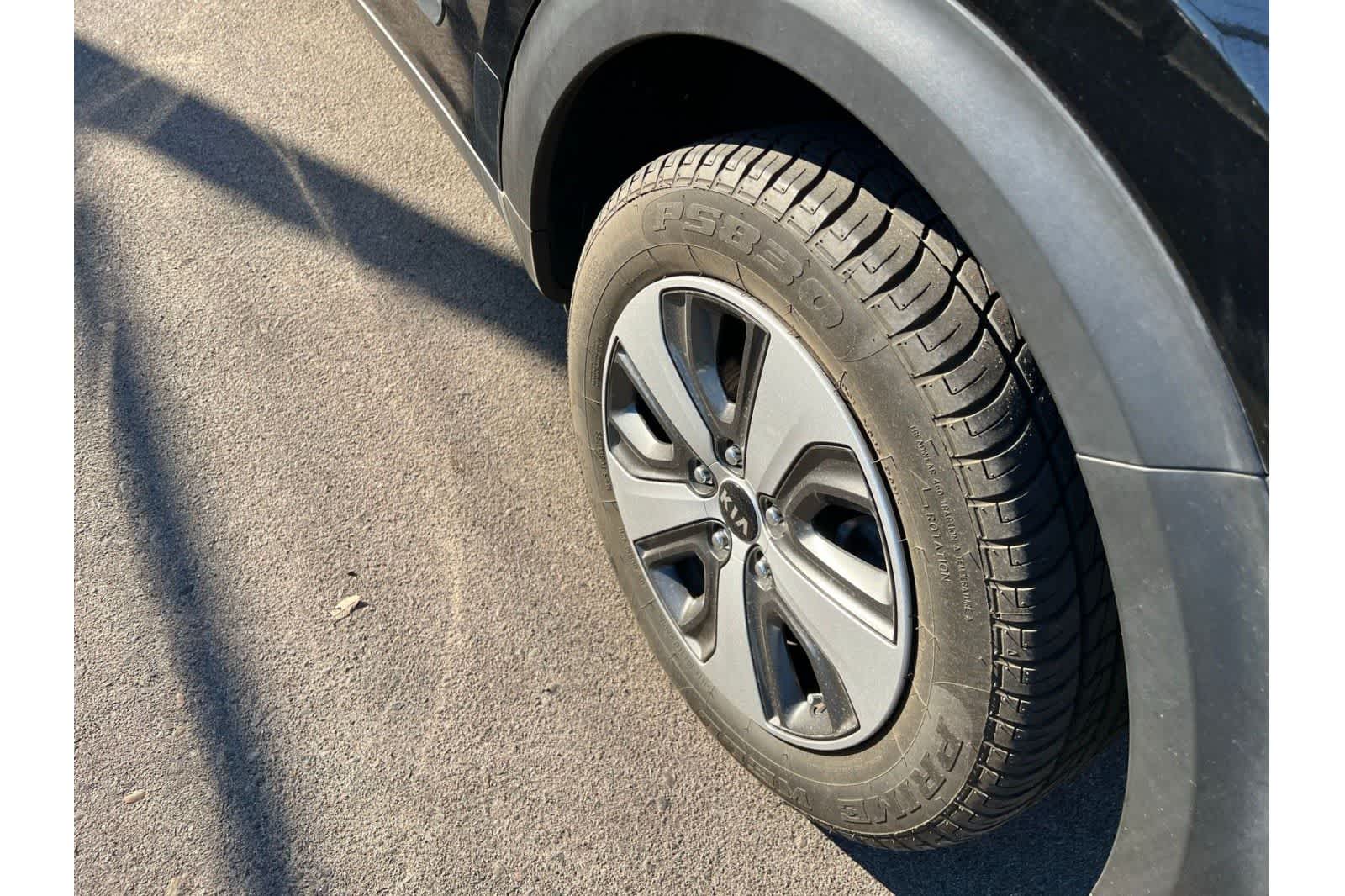 Thumbnail: 2018 Kia Niro - 18