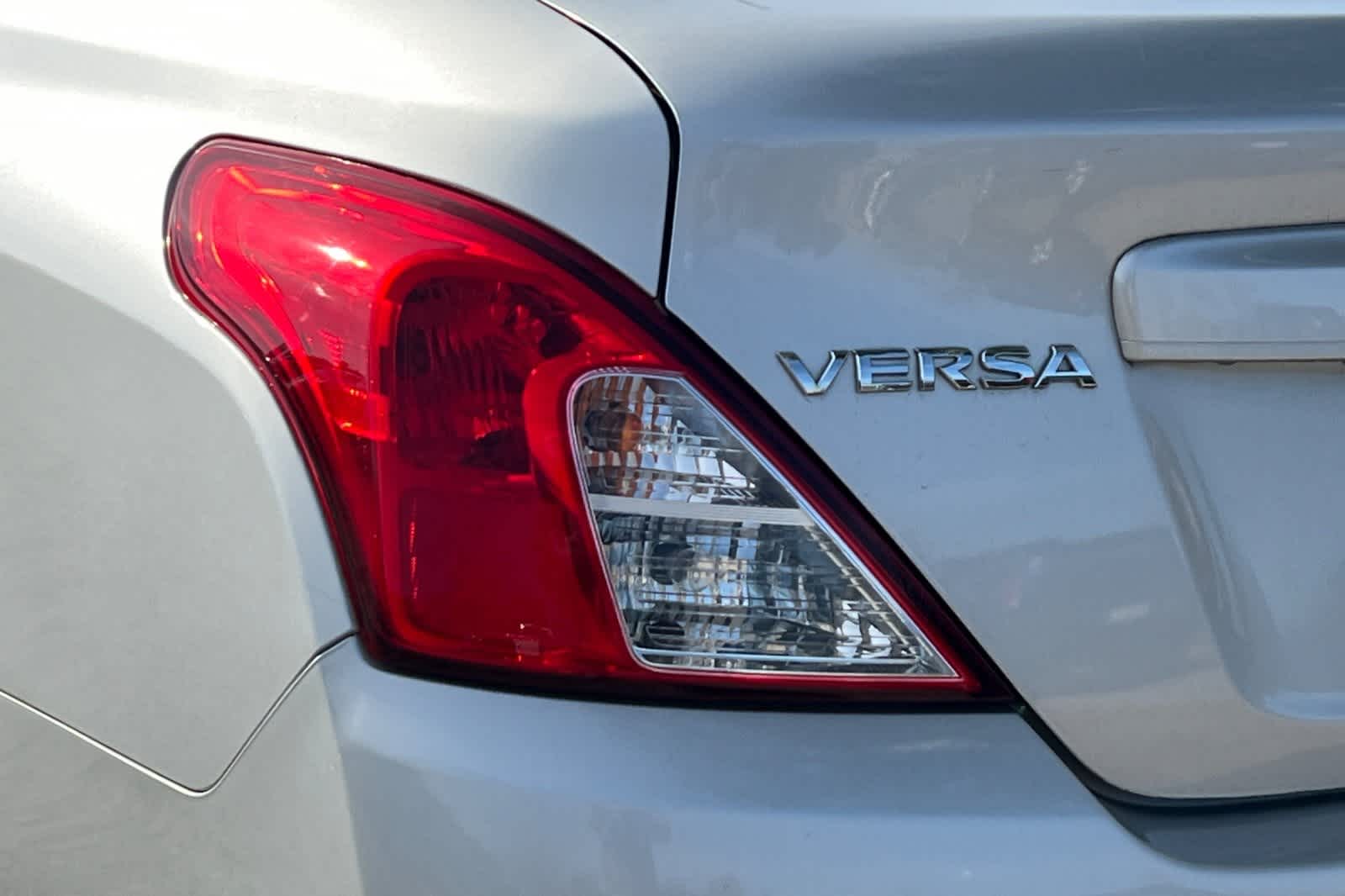 Thumbnail: 2017 Nissan Versa - 15