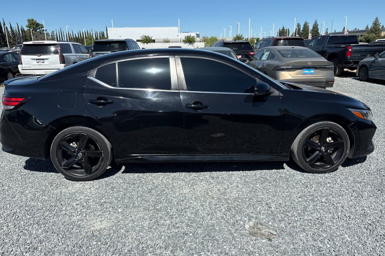 Thumbnail: 2021 Nissan Sentra - 9