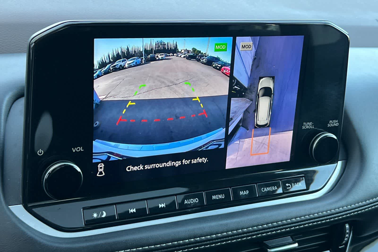 Thumbnail: 2022 Nissan Rogue - 25