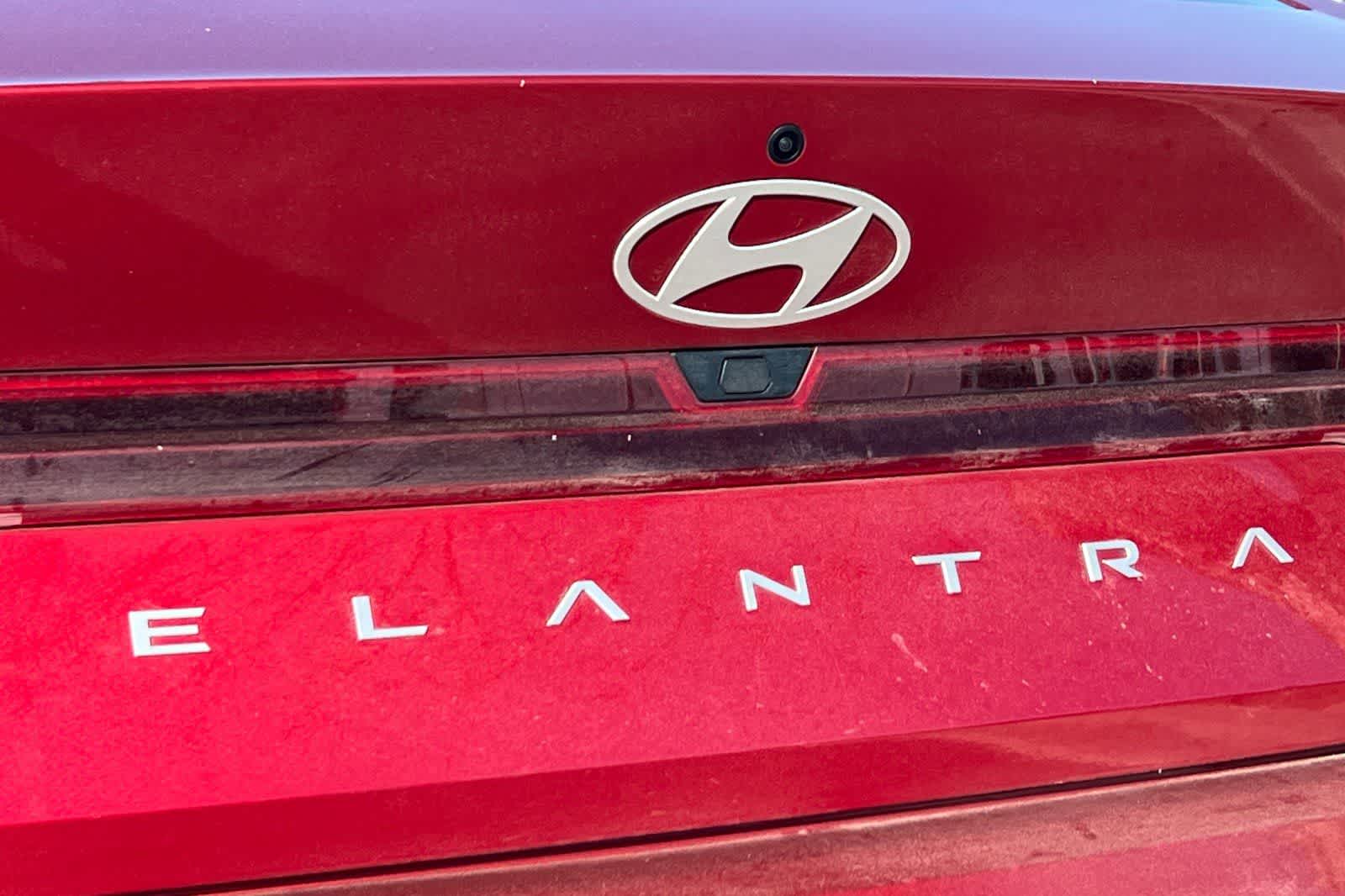 Thumbnail: 2024 Hyundai Elantra - 16