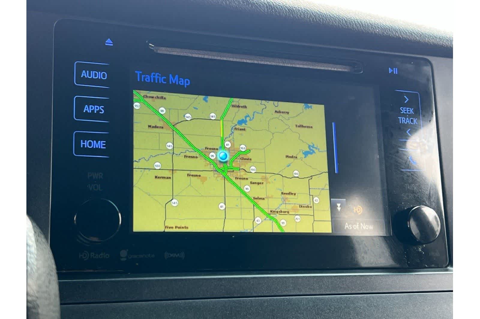 Thumbnail: 2017 Toyota Sienna - 21