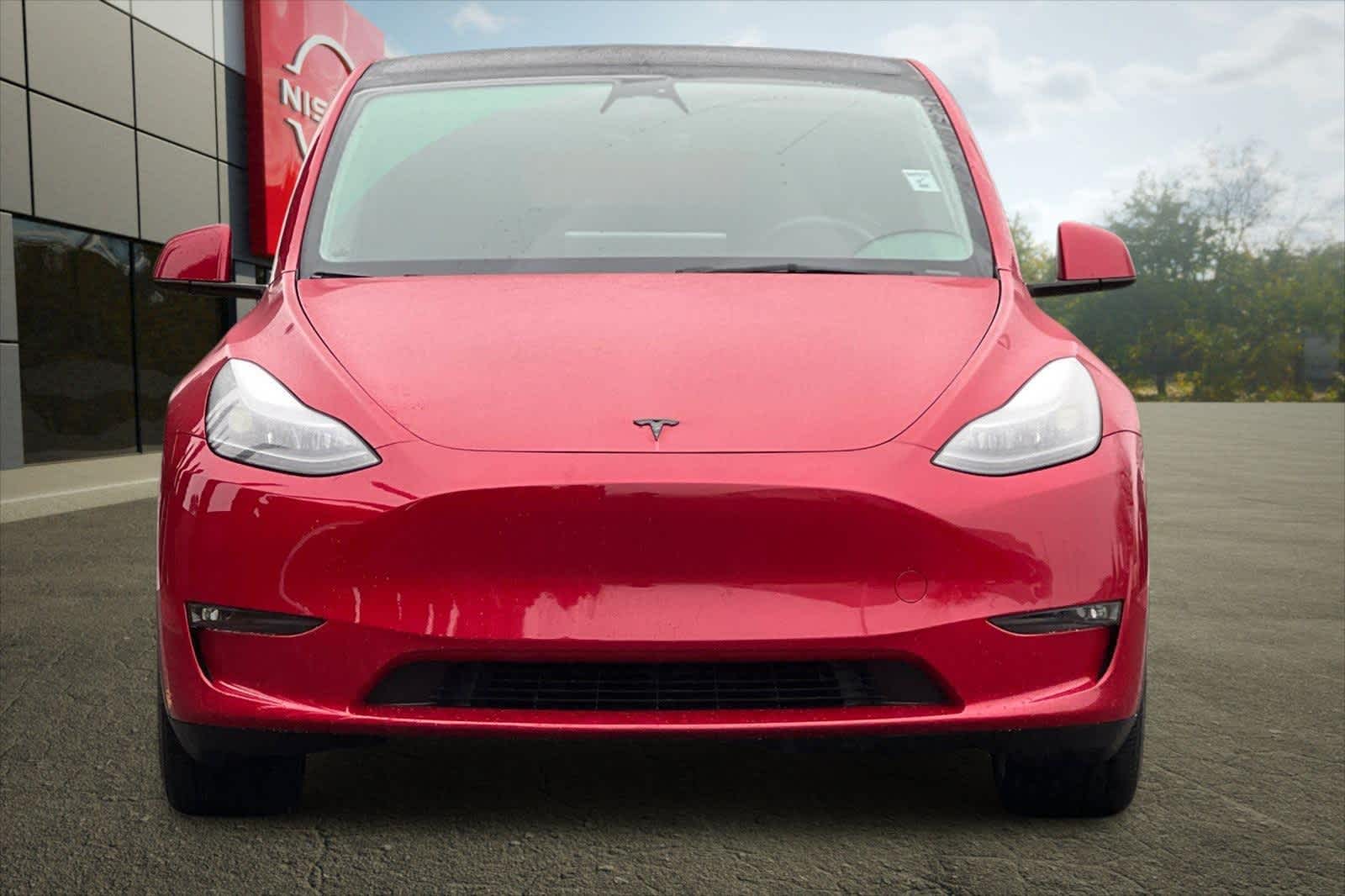 Thumbnail: 2023 Tesla Model Y - 11