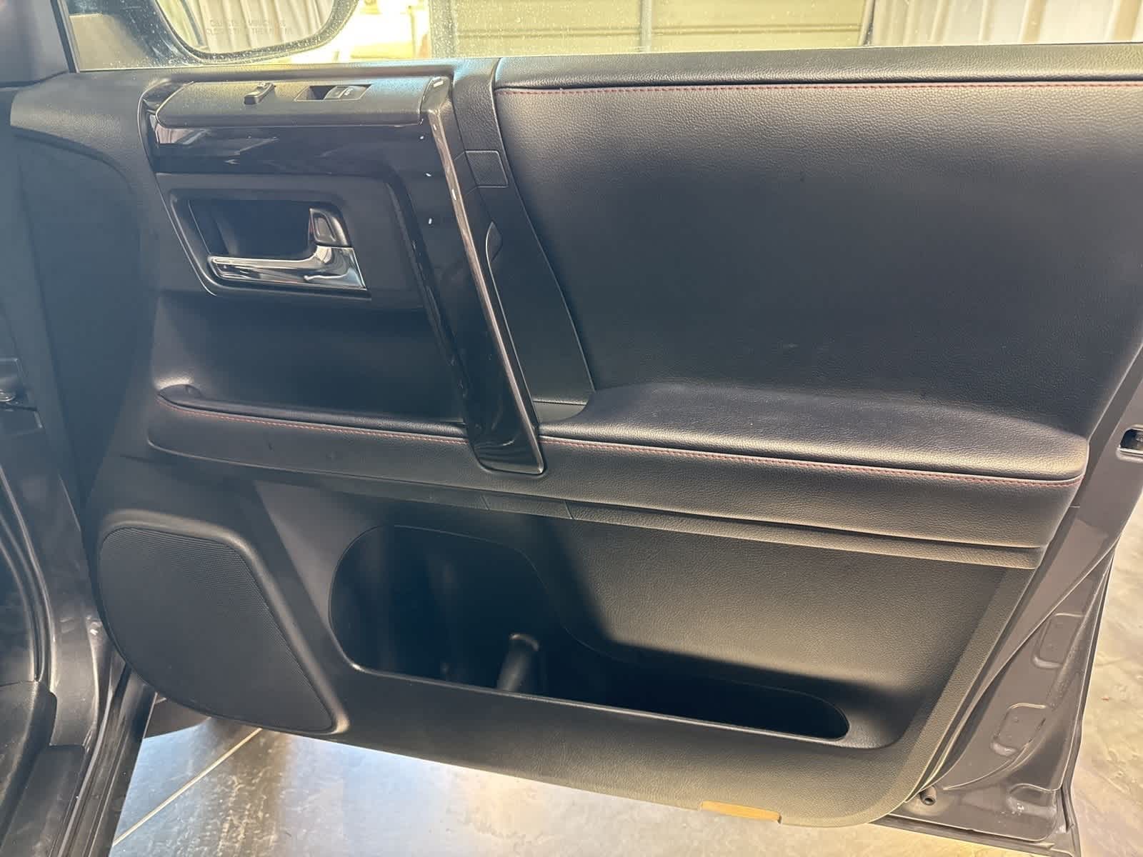 Thumbnail: 2023 Toyota 4Runner - 17