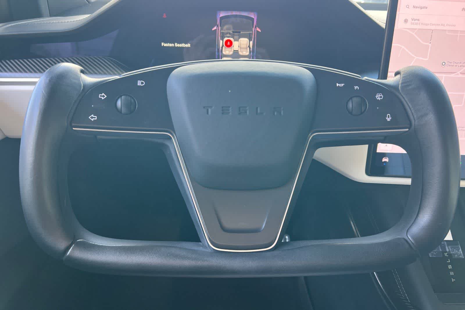 Thumbnail: 2022 Tesla Model X - 26