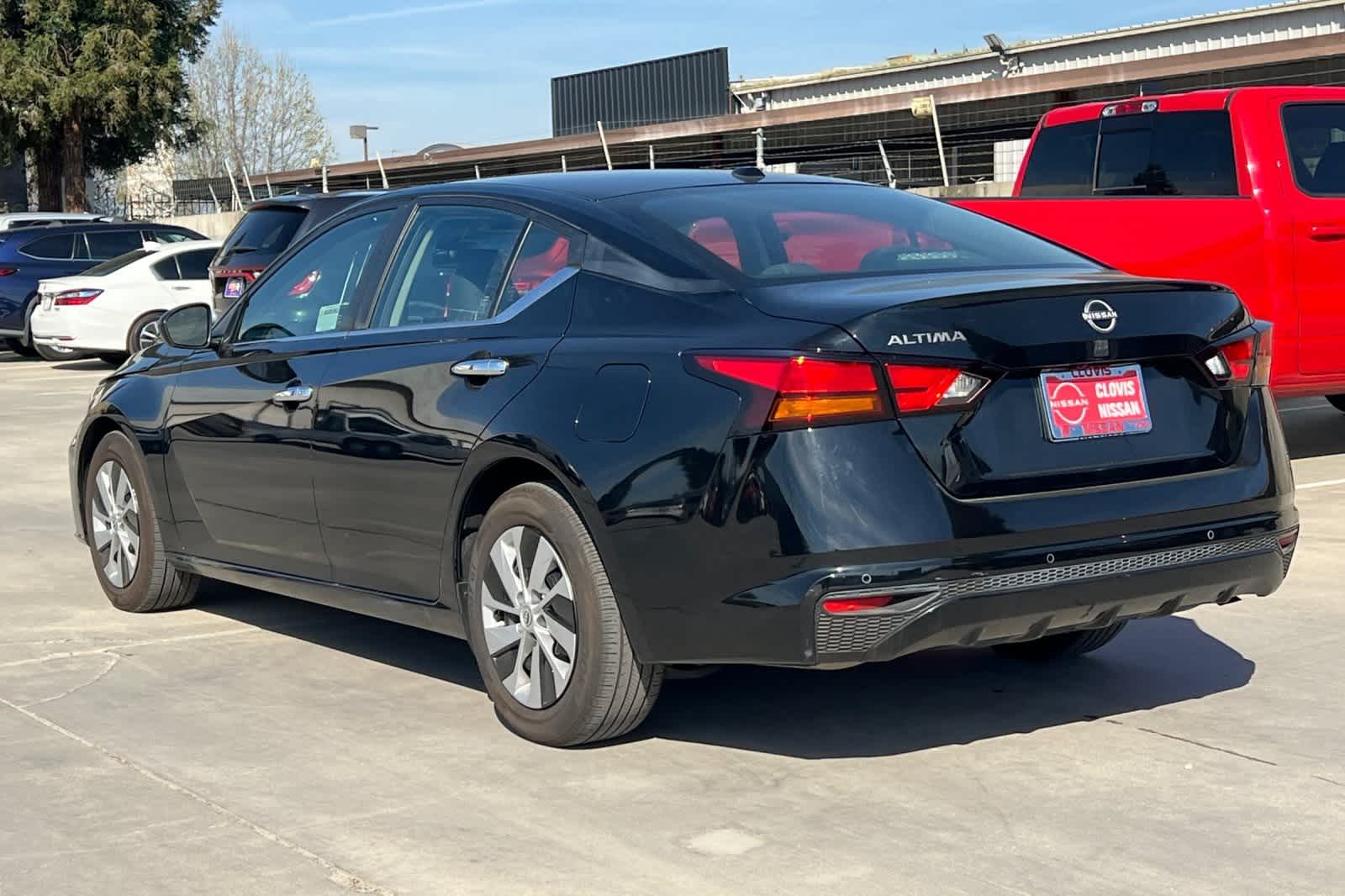 Thumbnail: 2025 Nissan Altima - 7