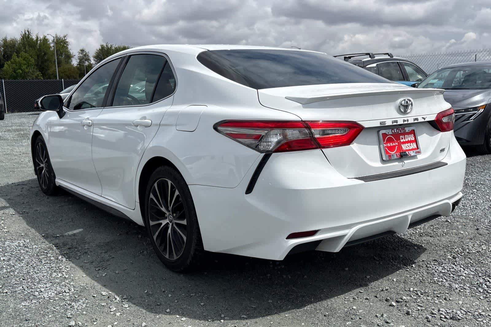 Thumbnail: 2018 Toyota Camry - 7