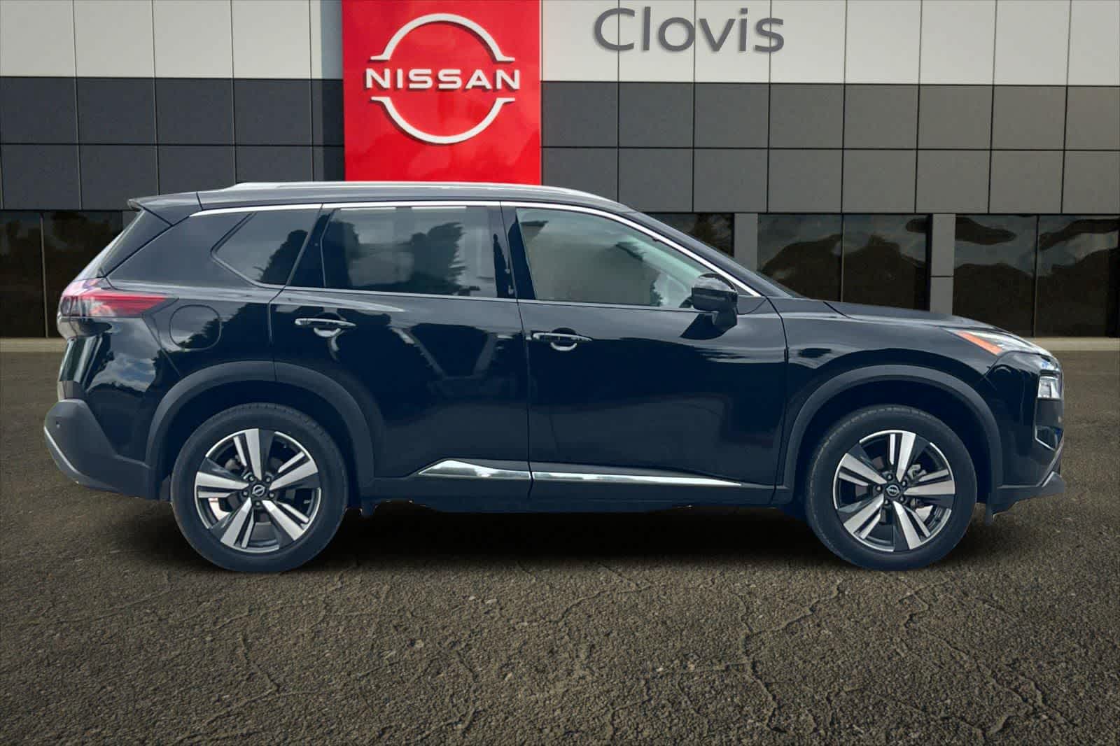 Thumbnail: 2023 Nissan Rogue - 8